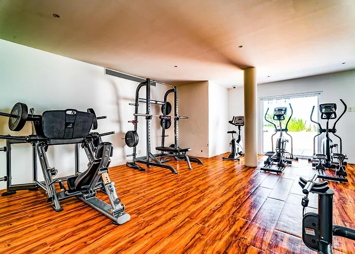 Apartment Casa Flor- Opulent, Secure, Serene Cabo Condo, Pool Views!