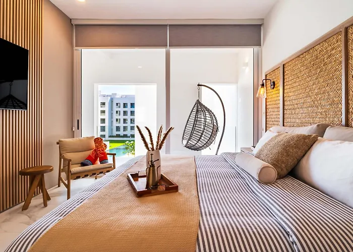 Apartment Casa Flor- Opulent, Secure, Serene Cabo Condo, Pool Views!